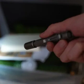 Φακός pocket LED Kikkerland FL66