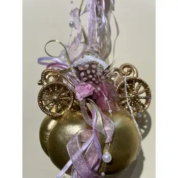 ΛΑΜΠΑΔΑ ΜΕ ΧΡΥΣΗ ΑΜΑΞΑ ΣΤΑΧΤΟΠΟΥΤΑΣ