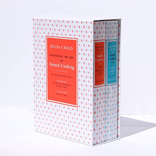 MASTERING THE ART OF FRENCH COOKING (2 VOLUME BOX SET) : A COOKBOOK