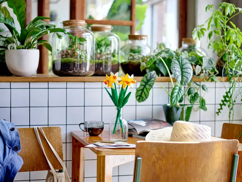 LEGO® Botanical Collection: DAFFODILS LEGO® Botanical Collection: DAFFODILS