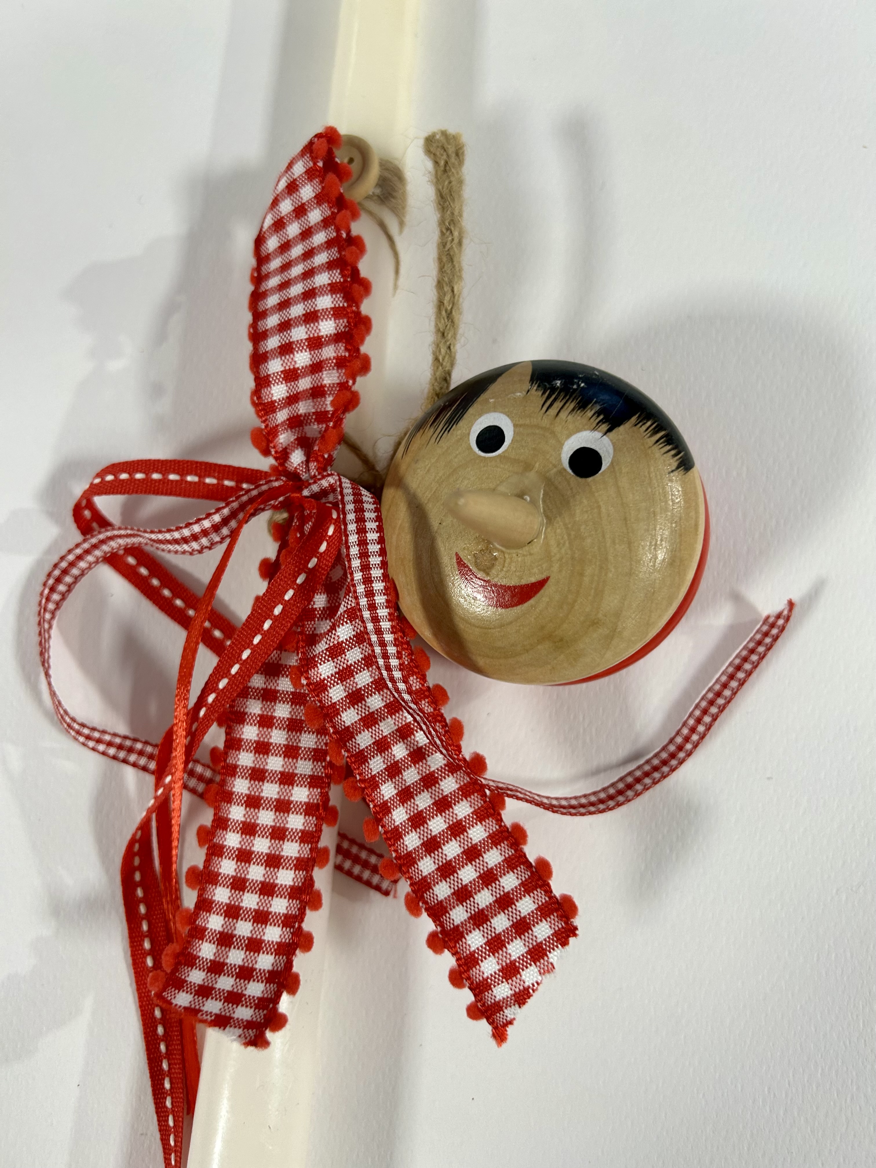 ΛΑΜΠΑΔΑ ΛΕΥΚΗ ΜΕ ΓΙΟ-ΓΙΟ ΠΙΝΟΚΙΟ