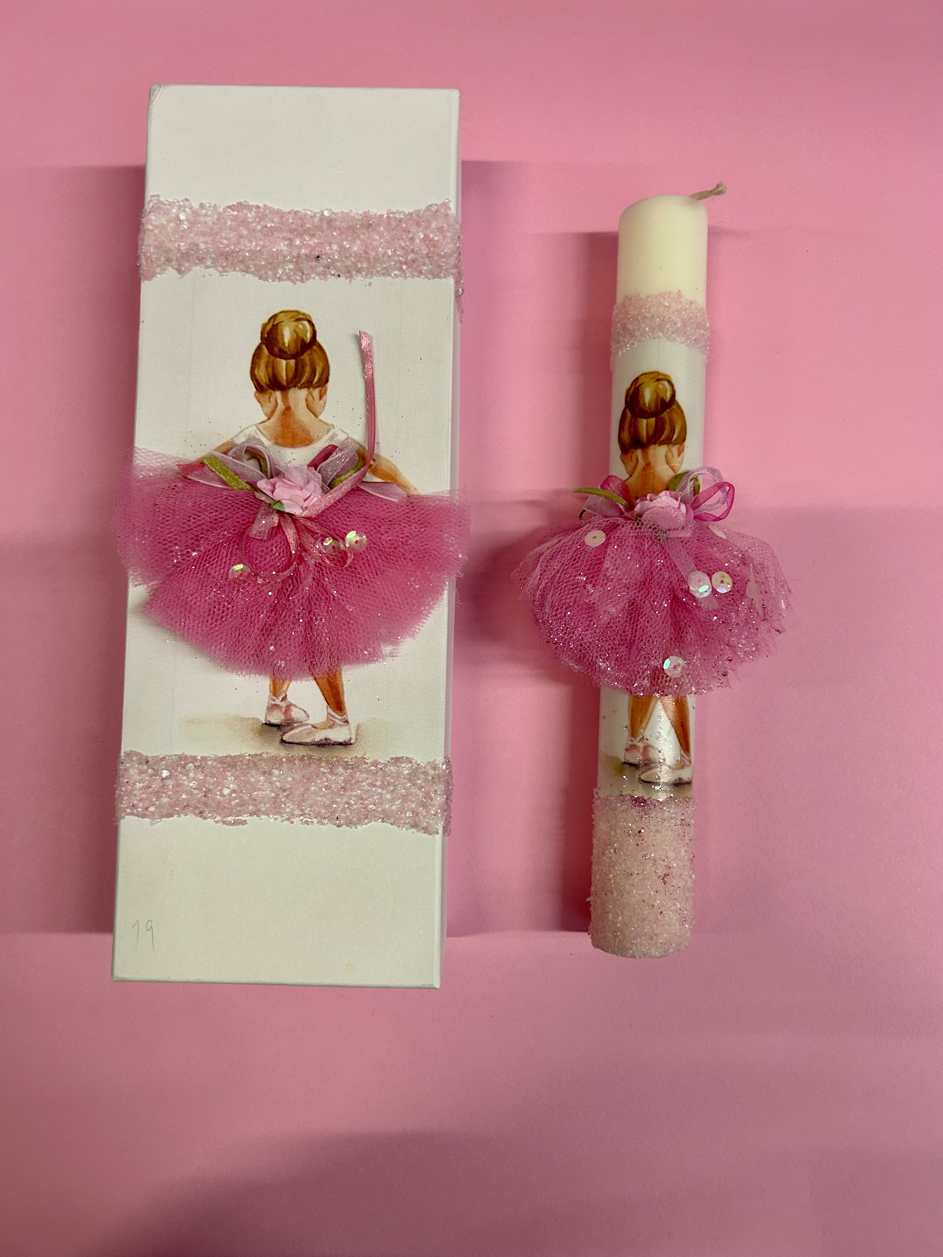 ΛΑΜΠΑΔΑ ΛΕΥΚΗ ΜΕ ΤΥΠΩΜΑ ΜΠΑΛΑΡΙΝΑ ΚΑΙ ΡΟΖ ΤΟΥΛΙΝΗ ΦΟΥΣΤΑ