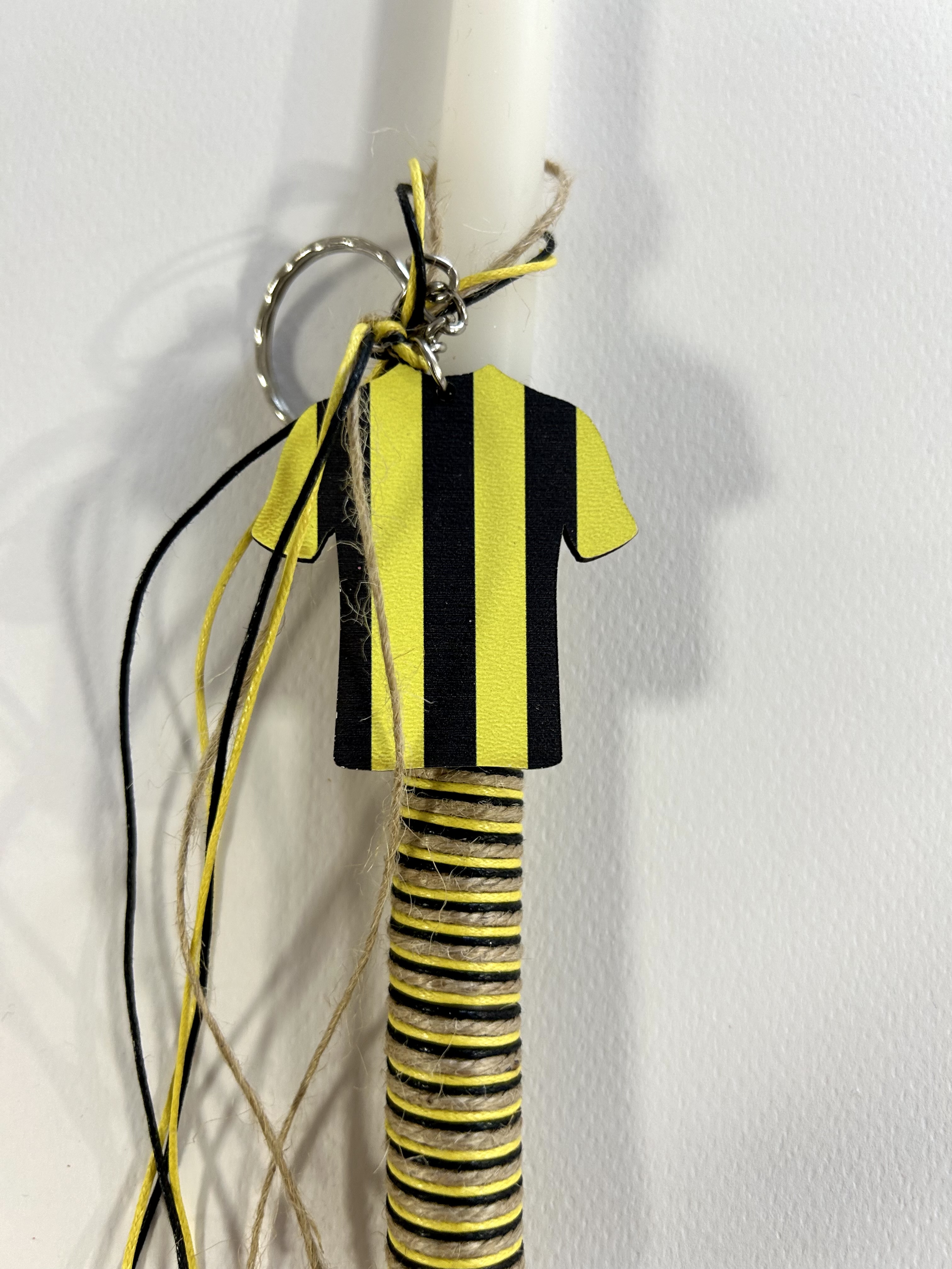 ΛΑΜΠΑΔΑ ΡΙΓΕ ΜΑΥΡΟ ΜΕ ΚΙΤΡΙΝΟ ΚΑΙ ΔΩΡΟ ΜΠΡΕΛΟΚ ΜΠΛΟΥΖΑΚΙ