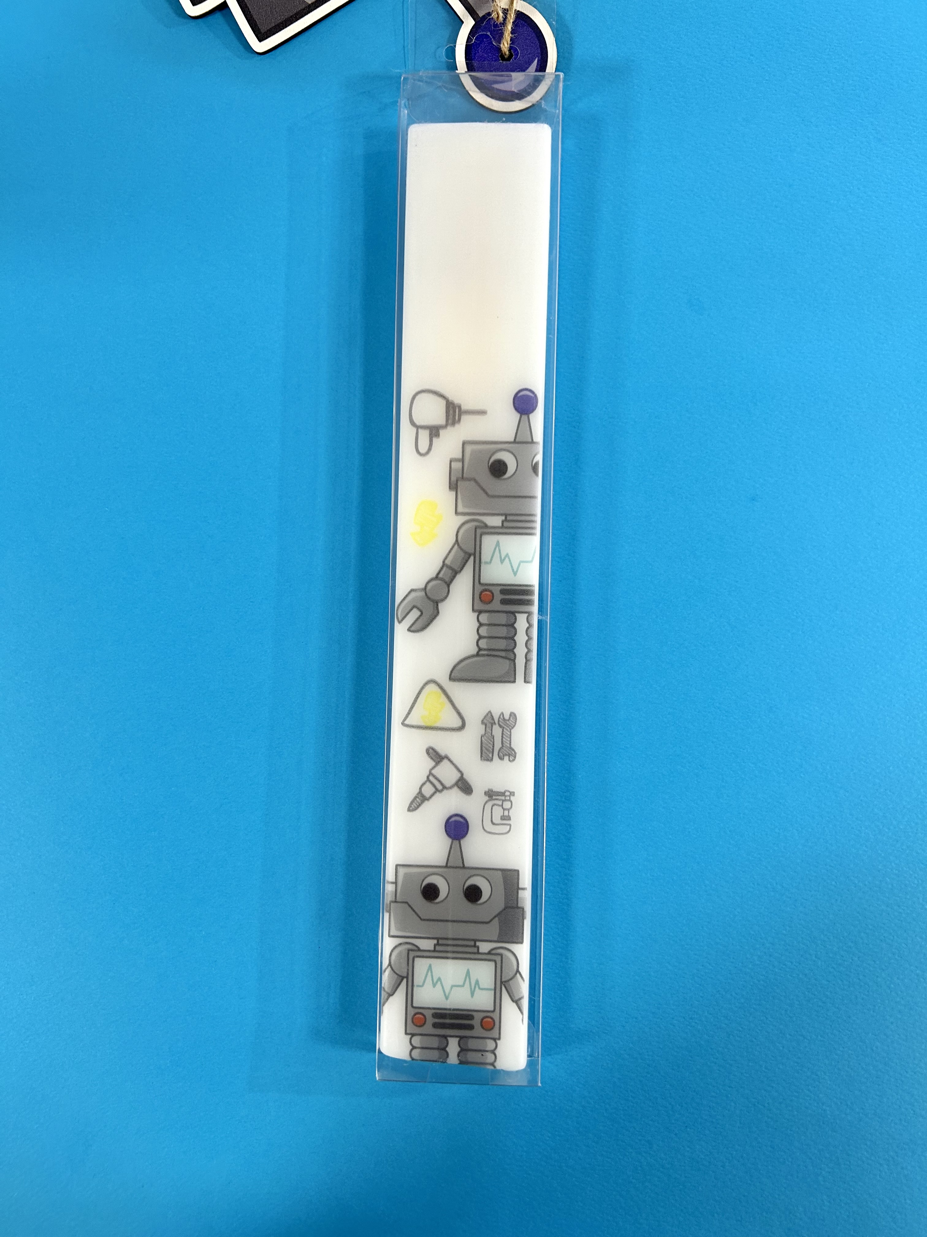 Λαμπάδα Λευκή με τύπωμα ρομπότ και ξύλινη βάση ρομπότ