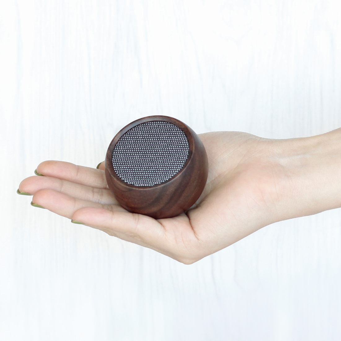 Φορητό ηχείο Bluetooth TWS με τετράγωνο ήχο και ηχητική πιστότητα από ξύλο καρυδιάς ΣΚΟΥΡΟ ΚΑΦΕ